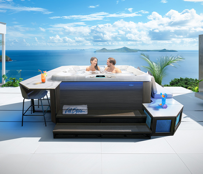 Calspas hot tub being used in a family setting - Lacrosse